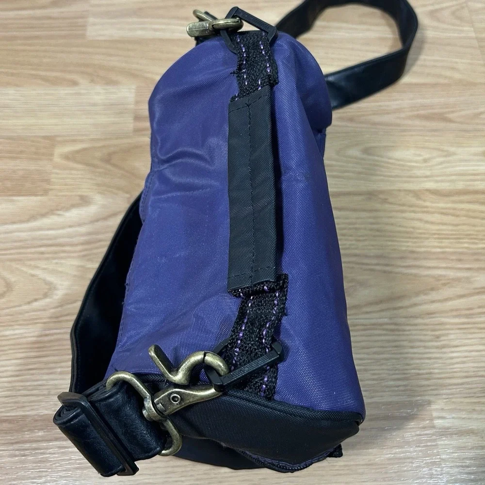 NWOT Insulated Lunch Tote Bag Plum Eggplant Purple Adjustable Strap Zipper Adult